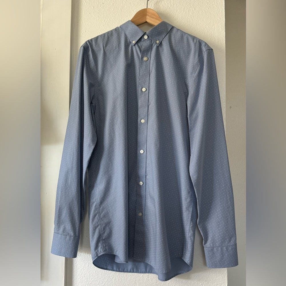 Banana Republic Medium Tall Dress Shirt Button Blue Pattern Slim Fit No Iron